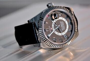 AAA Replica Rolex Sky-Dweller with ring Bezel